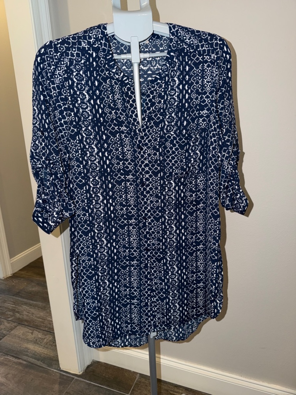 Navy White Printed V-Neck Roll-Sleeve Tunic